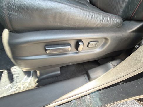 Used 2020 Honda Pilot Black Edition image 33
