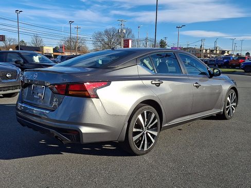 Certified 2022 Nissan Altima 2.5 SR AWD/4WD image 6