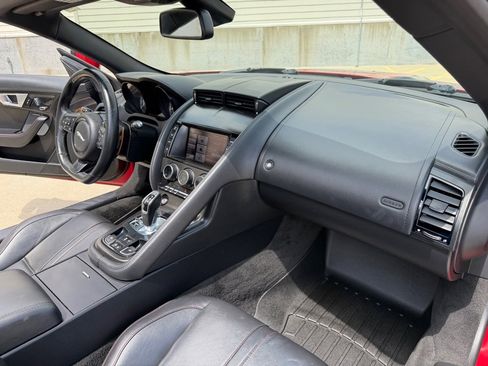 Used 2014 Jaguar F-TYPE Convertible RWD image 13