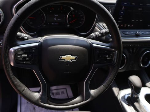 Certified 2025 Chevrolet Blazer LT AWD/4WD image 28
