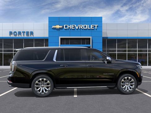 New 2026 Chevrolet Suburban Premier image 5