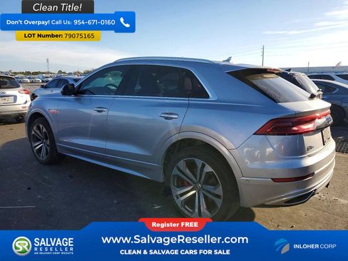 Used 2019 Audi Q8 Prestige w/ Luxury Package AWD/4WD image 3