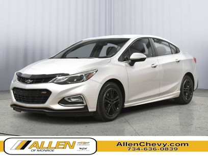 Used 2017 Chevrolet Cruze LT w/ LT Convenience Package