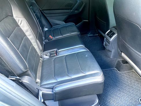 Used 2020 Volkswagen Tiguan SEL Premium R-Line image 8