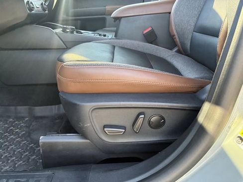 Used 2021 Ford Bronco Sport Outer Banks image 12