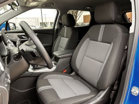 Used 2025 Chevrolet Blazer LT AWD/4WD image 26