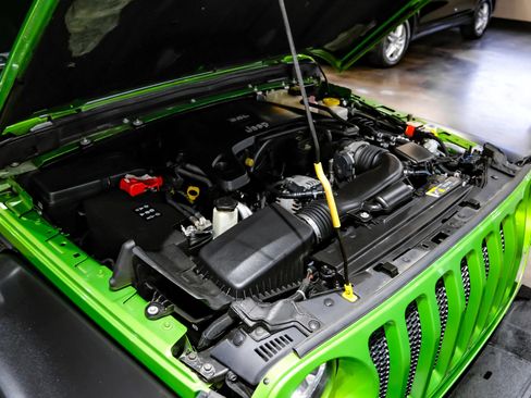 Used 2020 Jeep Wrangler Unlimited Sport AWD/4WD image 50