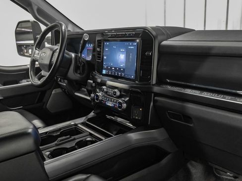 Used 2024 Ford F350 Lariat AWD/4WD image 12