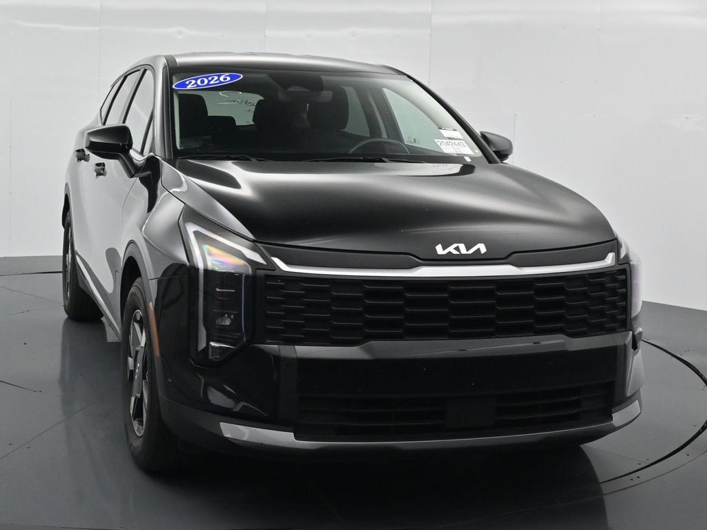 Used 2026 Kia Sportage LX FWD image 3