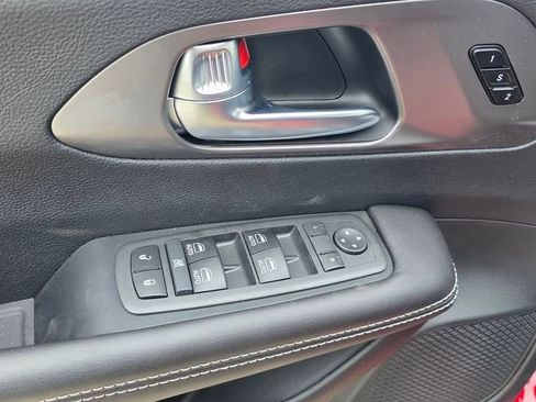 New 2026 Chrysler Pacifica Select w/ S Appearance Package image 26