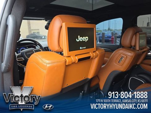 Used 2021 Jeep Grand Cherokee Trackhawk w/ Trailer Tow Group IV AWD/4WD image 26