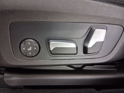 Used 2023 BMW X3 sDrive30i w/ Premium Package RWD image 13