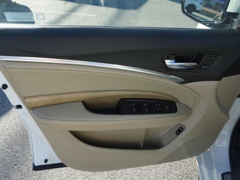 Used 2019 Acura MDX SH-AWD w/ Advance Package image 14