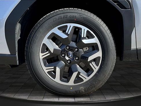 Used 2026 Subaru Forester Premium AWD/4WD image 29