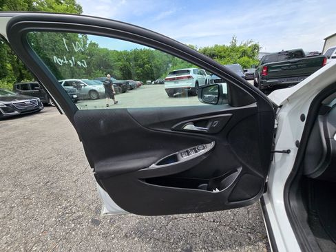 Used 2024 Chevrolet Malibu LT FWD image 20