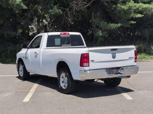 Used 2018 RAM 1500 Classic SLT AWD/4WD image 8