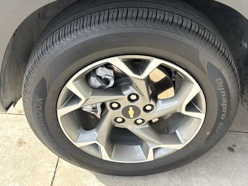 Certified 2025 Chevrolet Trax LT w/ LT Convenience Package image 7