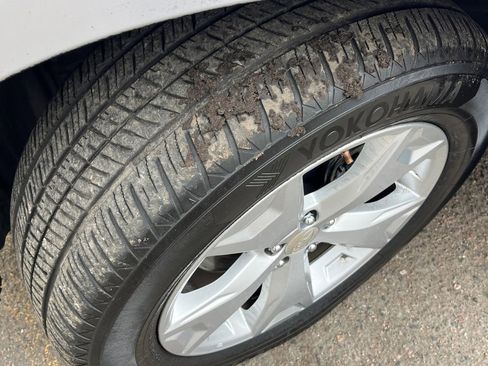 Used 2015 Subaru Forester 2.5i Limited image 23