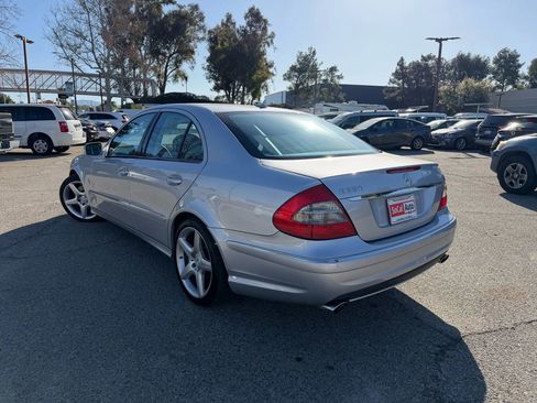 Used 2009 Mercedes-Benz E 350 Sedan image 5