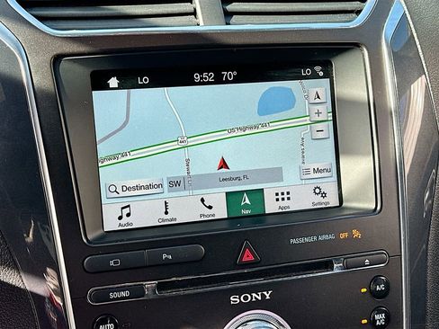 Used 2018 Ford Explorer Limited image 13