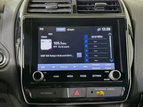 Used 2021 Mitsubishi Outlander Sport SE AWD/4WD image 24