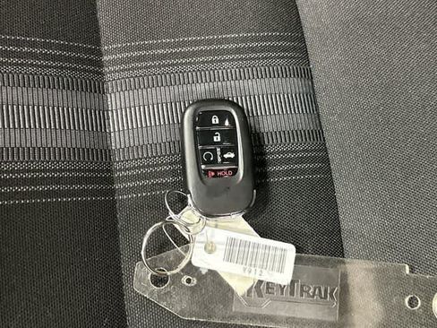 Certified 2026 Honda Civic Sport image 32