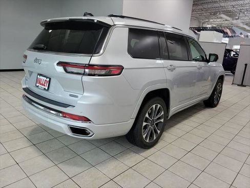 Certified 2024 Jeep Grand Cherokee L Overland w/ Trailer Tow Package AWD/4WD image 11