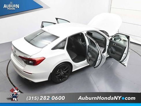 Used 2024 Honda Civic Sport image 37