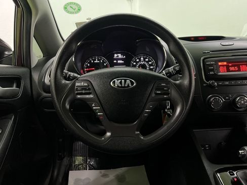 Used 2018 Kia Forte LX FWD image 19
