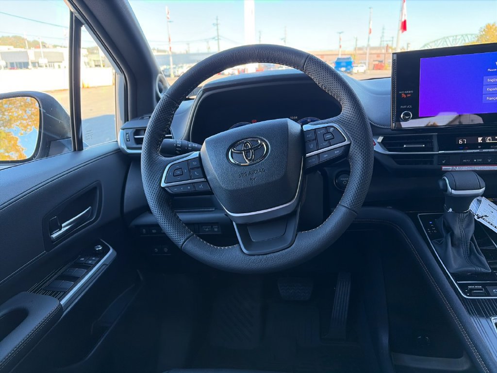 New 2026 Toyota Sienna XLE Woodland Edition AWD/4WD image 16