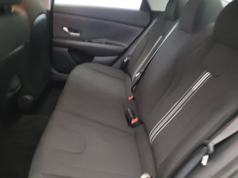 Used 2023 Hyundai Elantra SEL FWD image 18