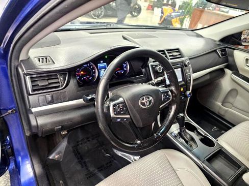 Used 2015 Toyota Camry SE image 7