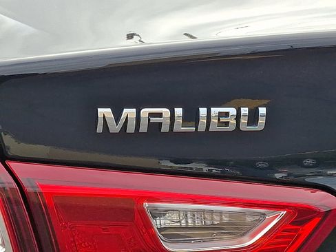 Used 2025 Chevrolet Malibu LT FWD image 30