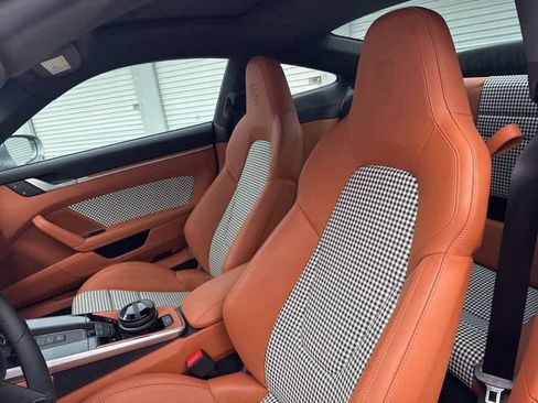 Used 2024 Porsche 911 Turbo image 7