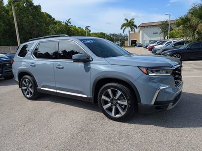 Used 2025 Honda Pilot Elite