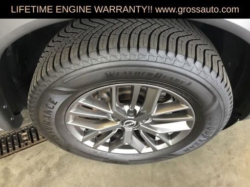 Used 2023 Nissan Rogue S AWD/4WD image 11