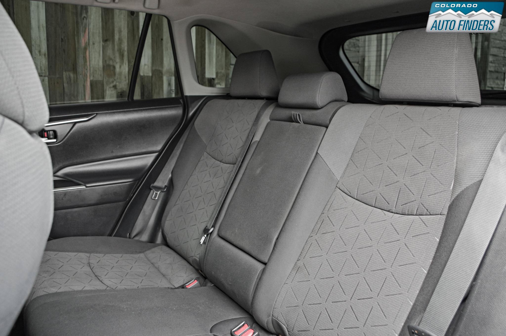 Used 2020 Toyota RAV4 XLE AWD/4WD image 24