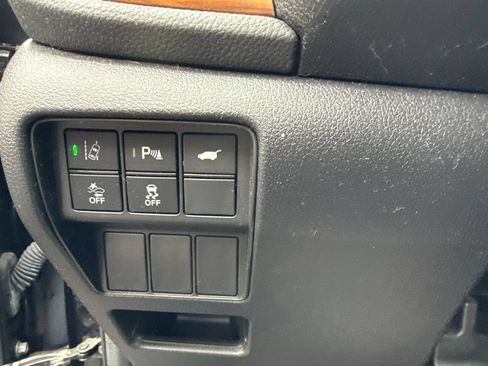 Used 2021 Honda CR-V Touring image 17