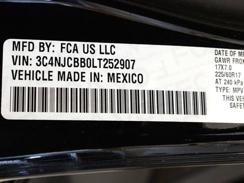 Used 2020 Jeep Compass Latitude FWD image 40