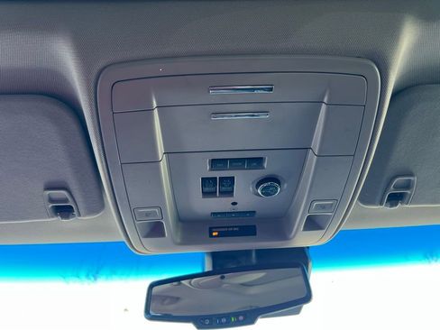 Used 2019 Chevrolet Suburban Premier image 47