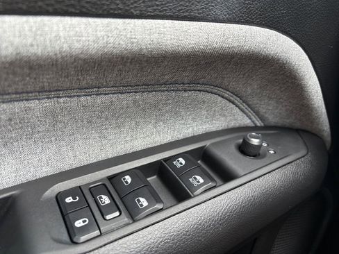 Used 2022 Jeep Compass Latitude image 11