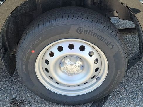 New 2026 Ford Maverick XL w/ Equipment Group 101A image 5