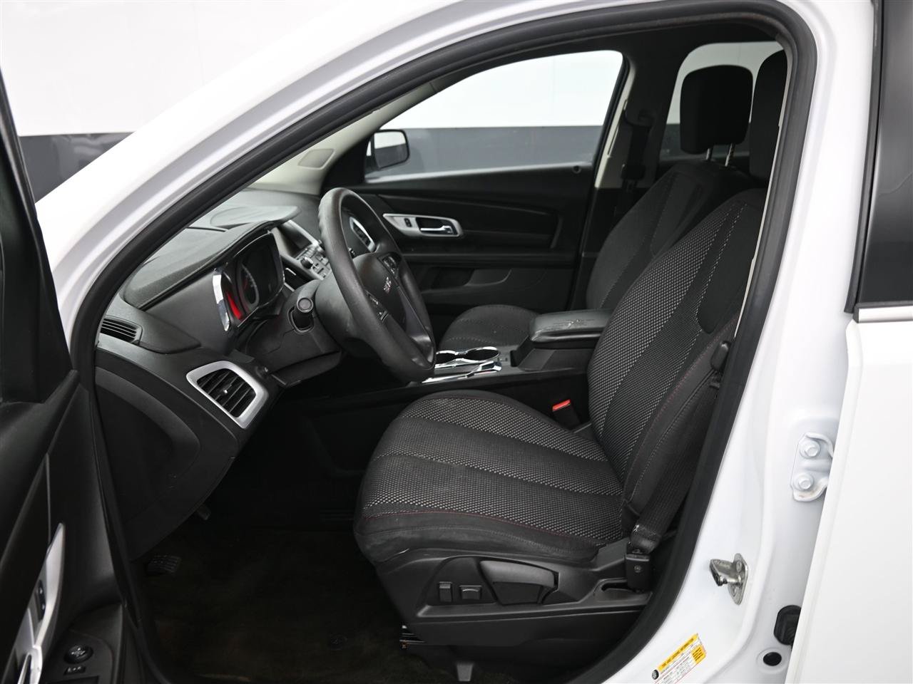Used 2017 GMC Terrain SLE FWD image 11