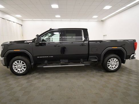 Used 2024 GMC Sierra 2500 SLE w/ SLE Value Package; image 4