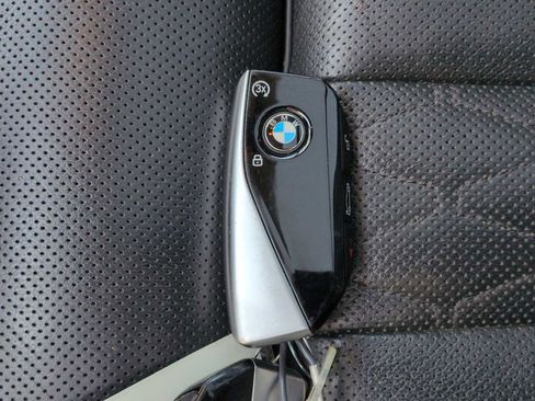 Used 2023 BMW X7 xDrive40i AWD/4WD image 38