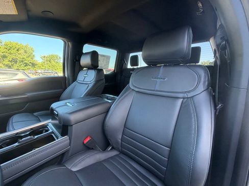 New 2026 Ford F350 Platinum w/ FX4 Off-Road Package AWD/4WD image 14