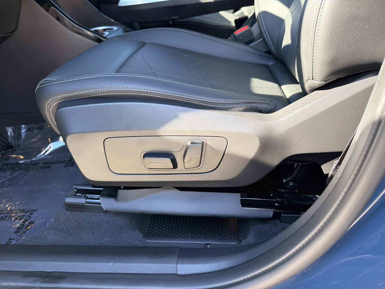 Certified 2026 BMW X1 xDrive28i AWD/4WD image 37