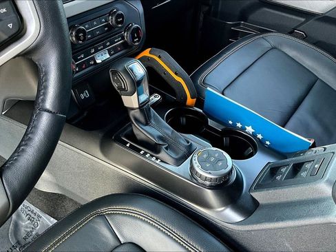 Used 2022 Ford Bronco Badlands image 20