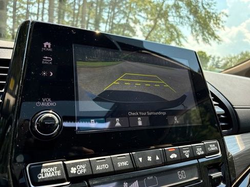 Used 2022 Honda Odyssey Elite image 35