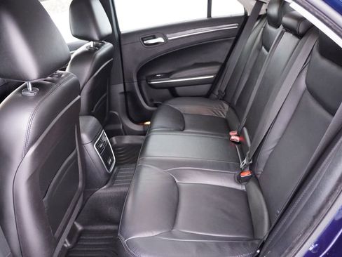 Certified 2017 Chrysler 300 Limited image 17